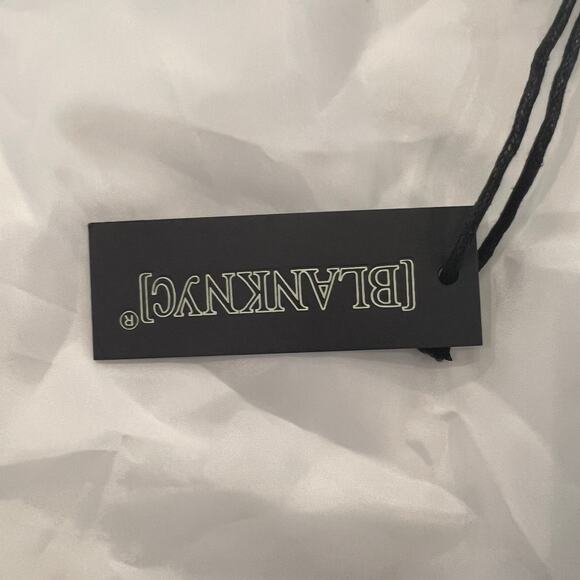 NEW Blank NYC Perfect Day Jacket Belted Puffer Winter Coat Size Medium - Picture 10 of 16